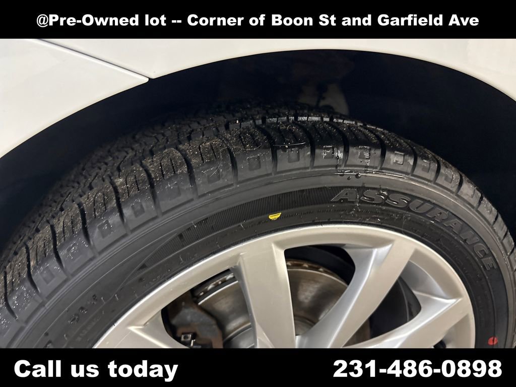 Used 2016 Volkswagen Golf S FWD image 11