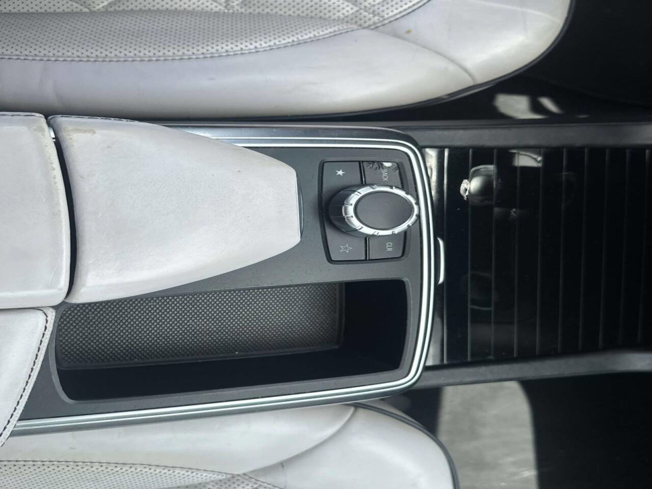 Used 2015 Mercedes-Benz ML 400 ML 400 AWD 4MATIC 4dr SUV image 12