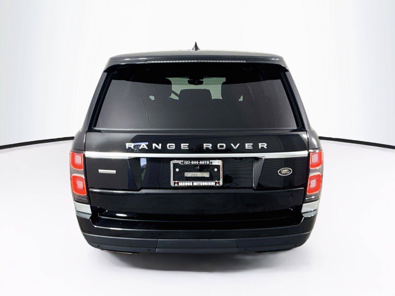 Used 2019 Land Rover Range Rover Supercharged AWD/4WD image 4