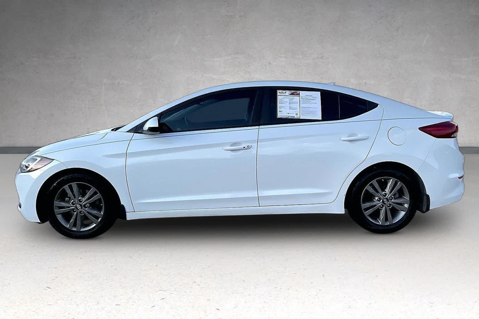 Used 2018 Hyundai Elantra Value Edition FWD image 3