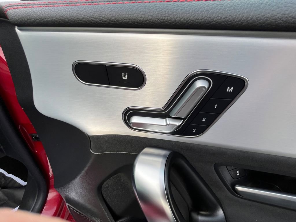 Certified 2025 Mercedes-Benz CLA 250 4MATIC image 23