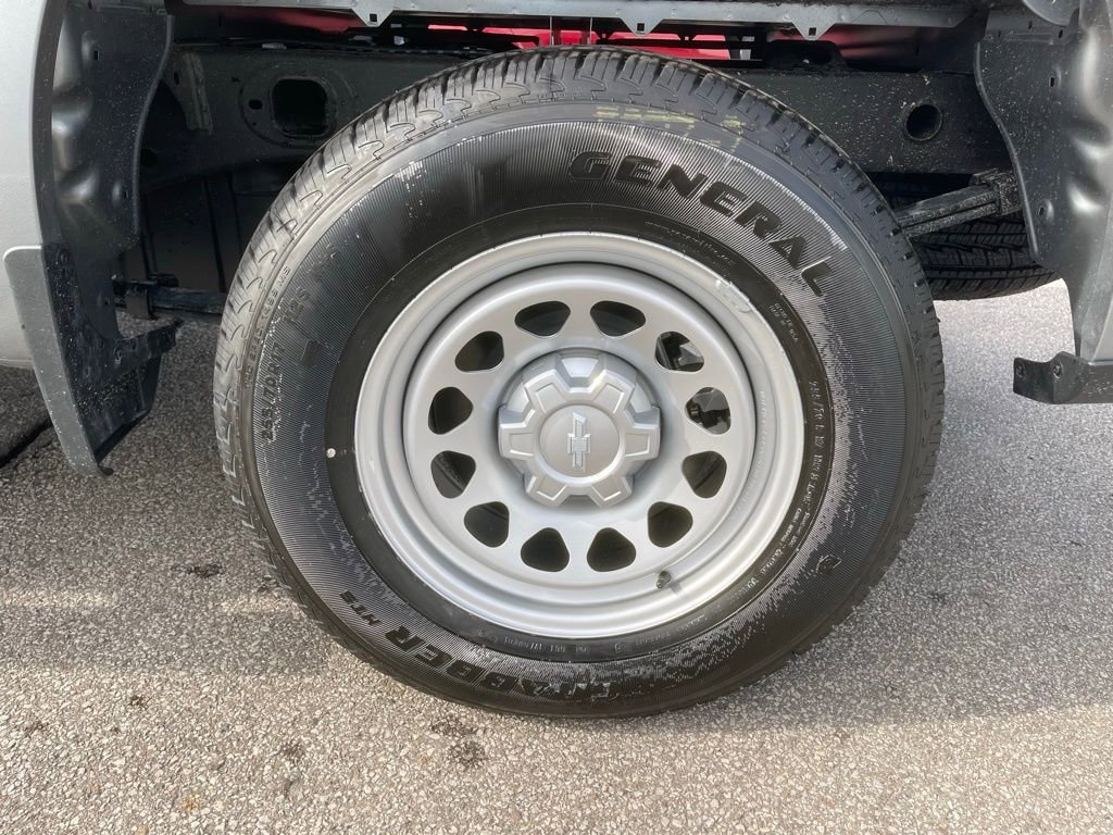 New 2026 Chevrolet Silverado 1500 W/T image 28
