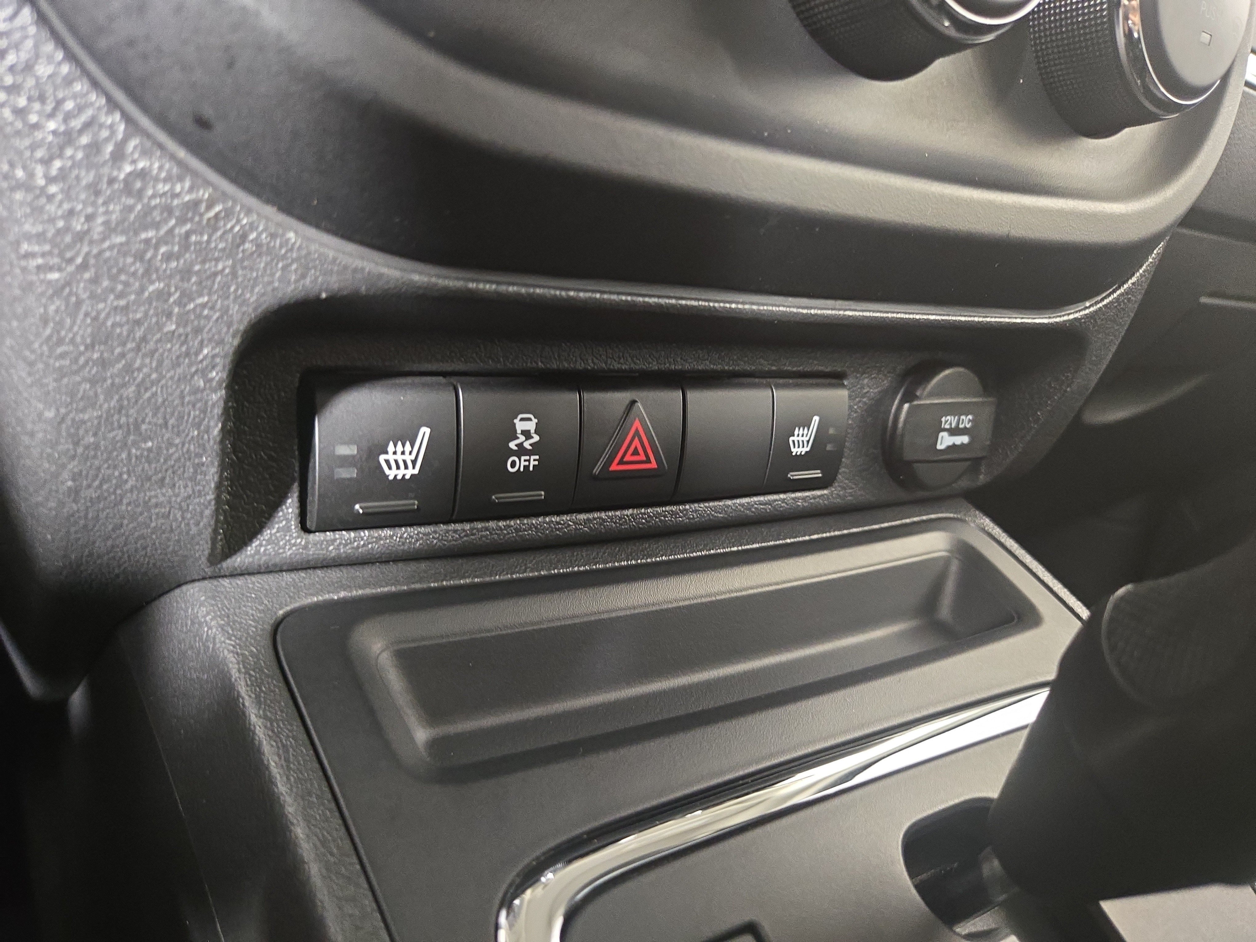Used 2017 Jeep Patriot High Altitude AWD/4WD image 25