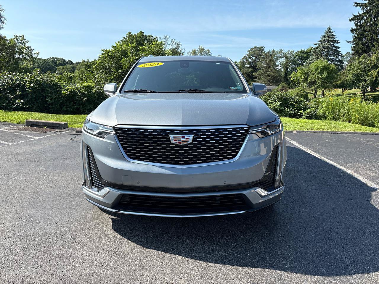 Used 2024 Cadillac XT6 Premium Luxury w/ LPO, Floor Liner Package AWD/4WD image 2