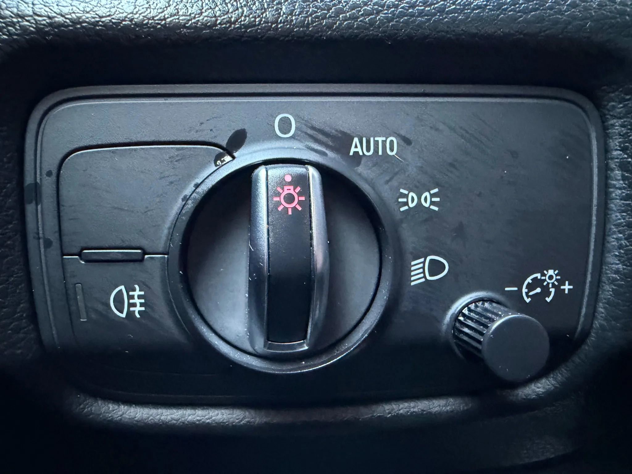 Used 2016 Audi A3 2.0T Premium AWD/4WD image 23