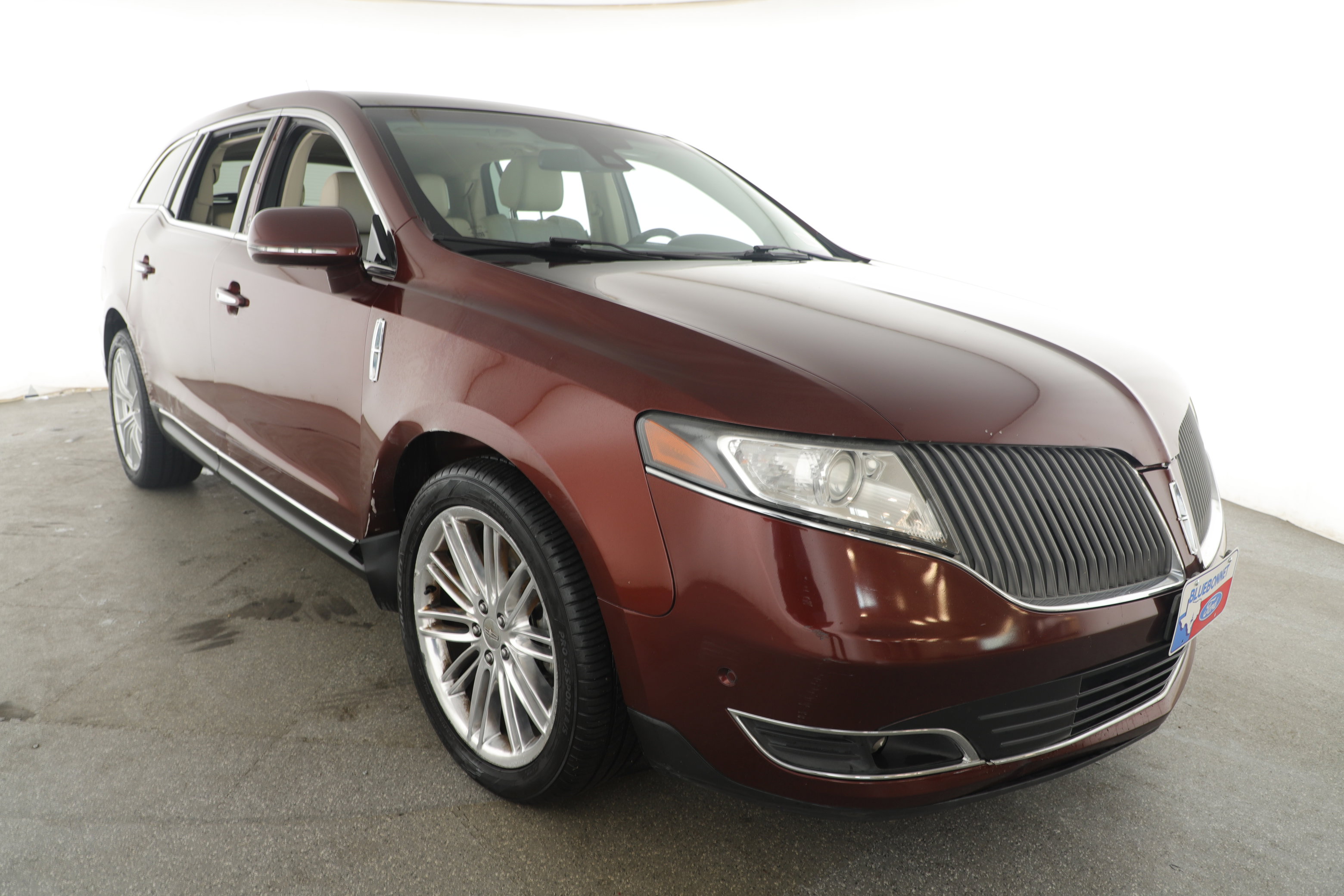 Used 2016 Lincoln MKT AWD w/ Equipment Group 201A image 3
