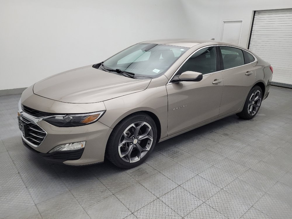 Used 2023 Chevrolet Malibu LT FWD image 2