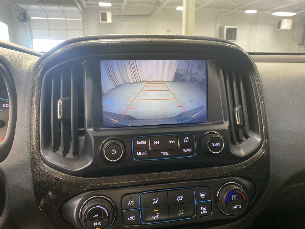 Used 2017 Chevrolet Colorado Z71 AWD/4WD image 19