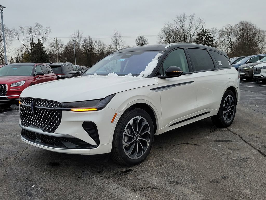 New 2026 Lincoln Nautilus Reserve image 8