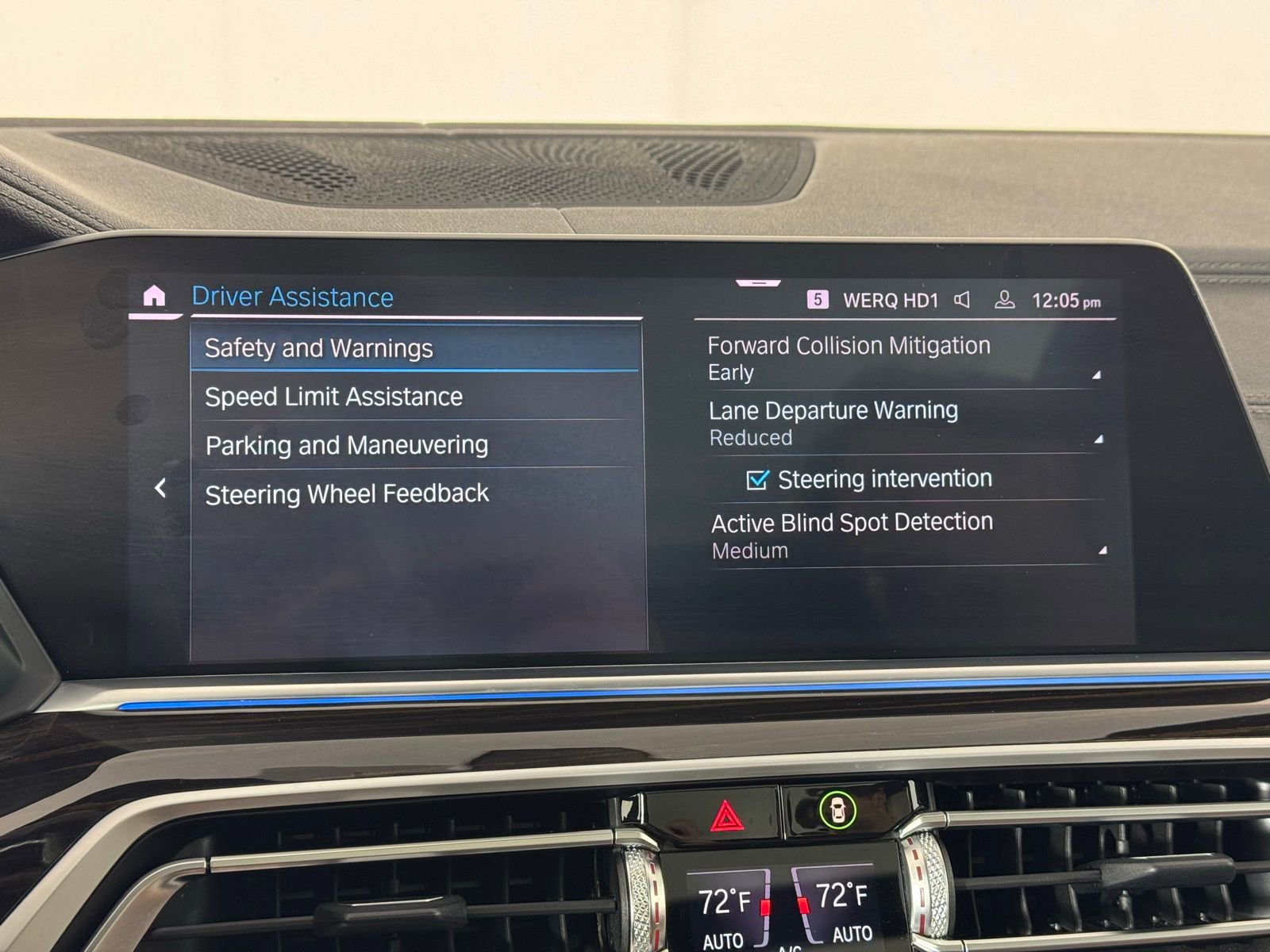 Used 2021 BMW X5 xDrive45e w/ Premium Package image 36