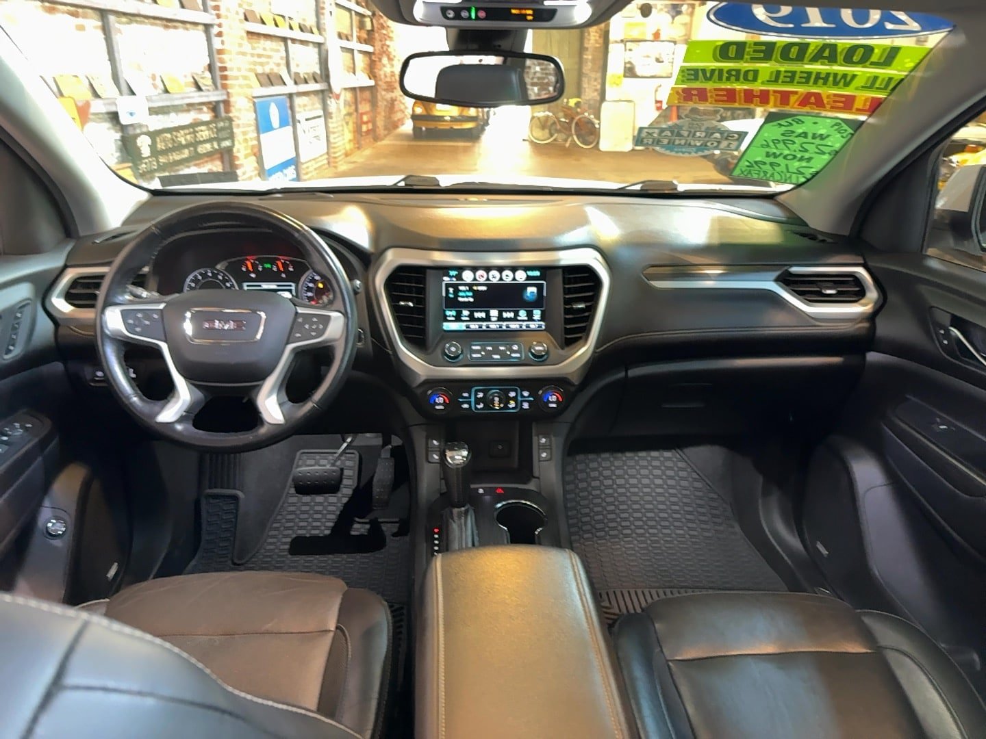 Used 2019 GMC Acadia SLT w/ LPO, Black Accent Package AWD/4WD image 65