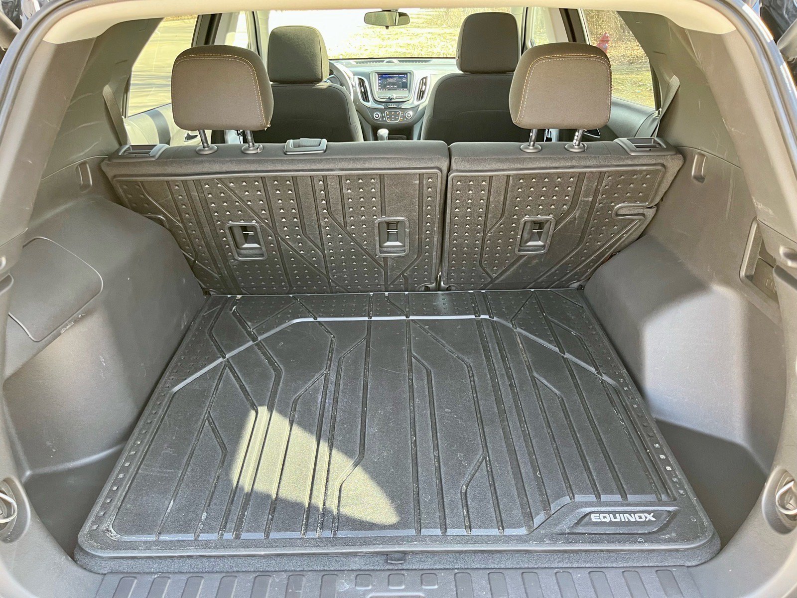 Used 2024 Chevrolet Equinox LT w/ LPO, Floor Liner Package FWD image 19