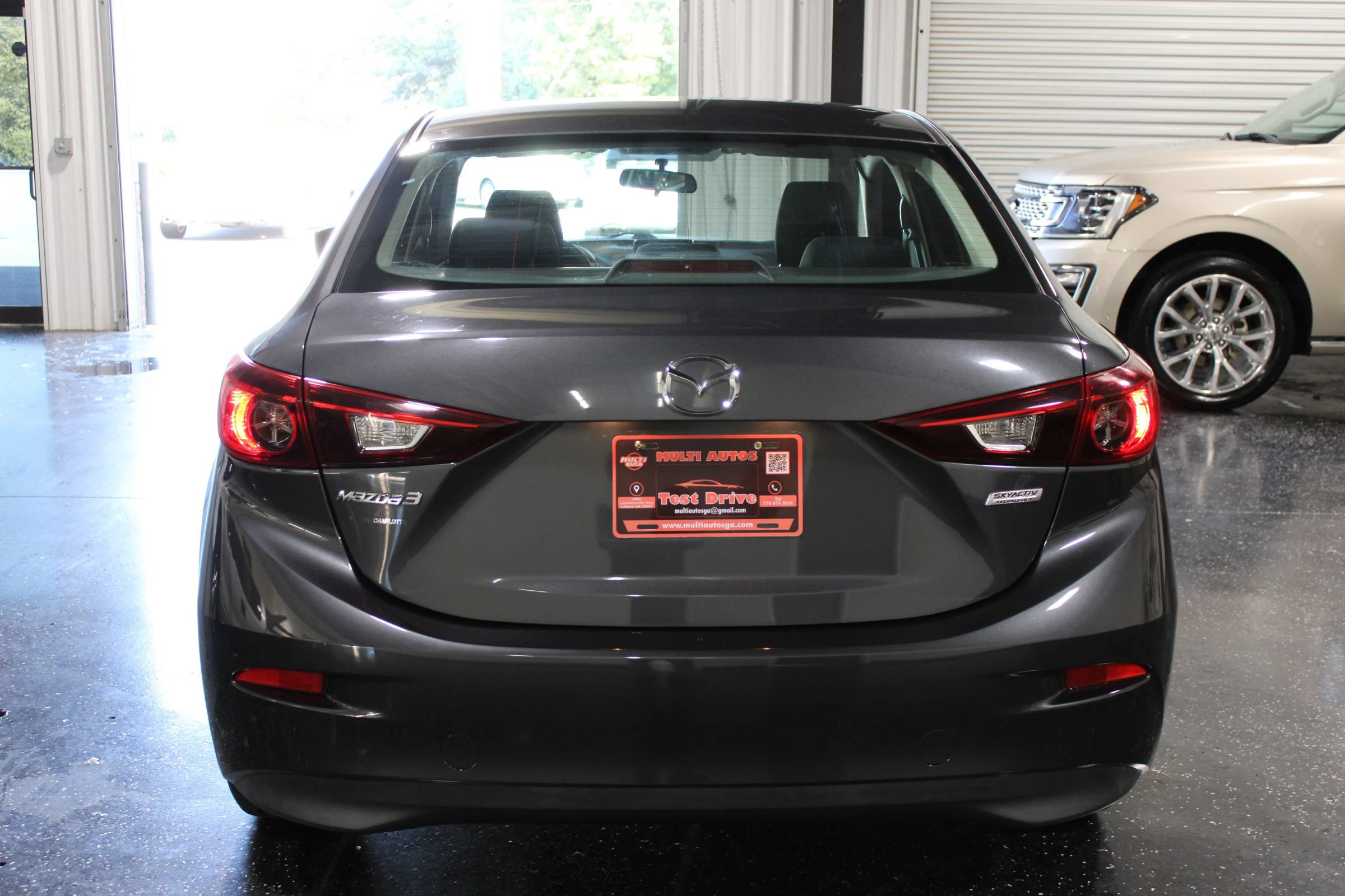 Used 2015 MAZDA MAZDA3 i Sport FWD image 4