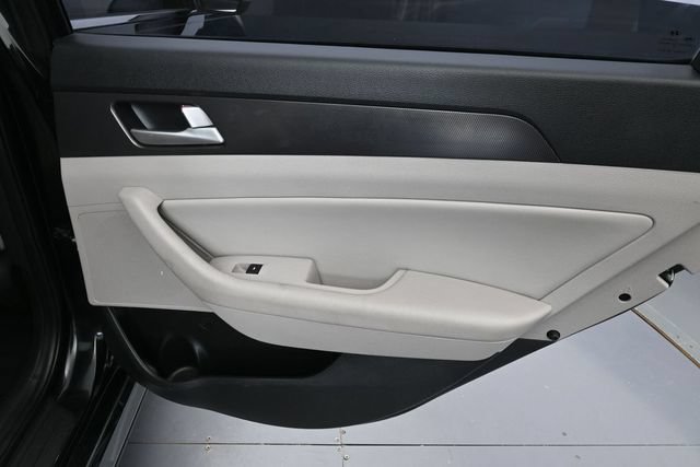 Used 2017 Hyundai Sonata Sport w/ Cargo Package FWD image 29
