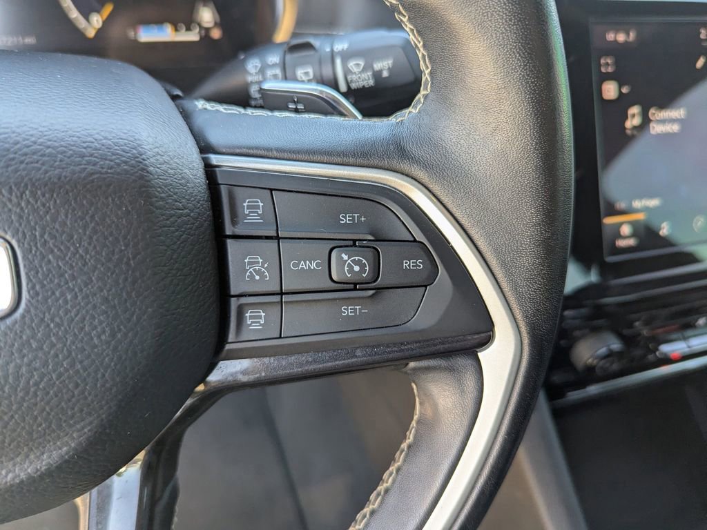 Used 2022 Jeep Grand Cherokee Altitude image 27