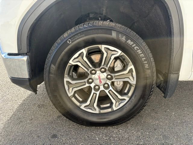 Used 2024 GMC Sierra 1500 SLT image 9