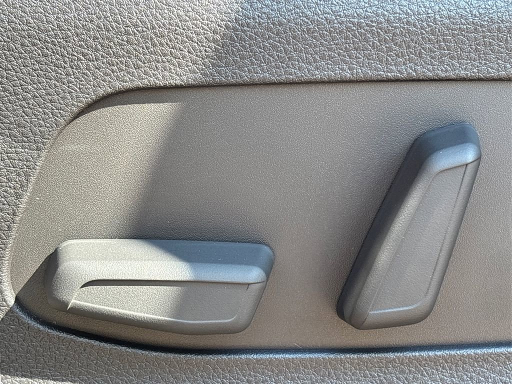 New 2026 Kia Carnival EX image 31
