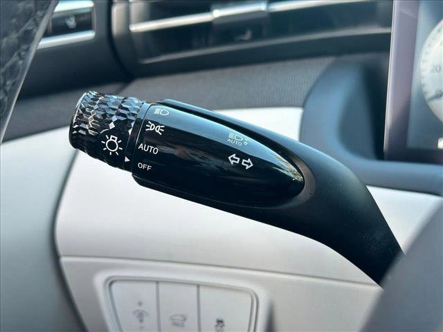 Used 2022 Hyundai Tucson Limited image 11