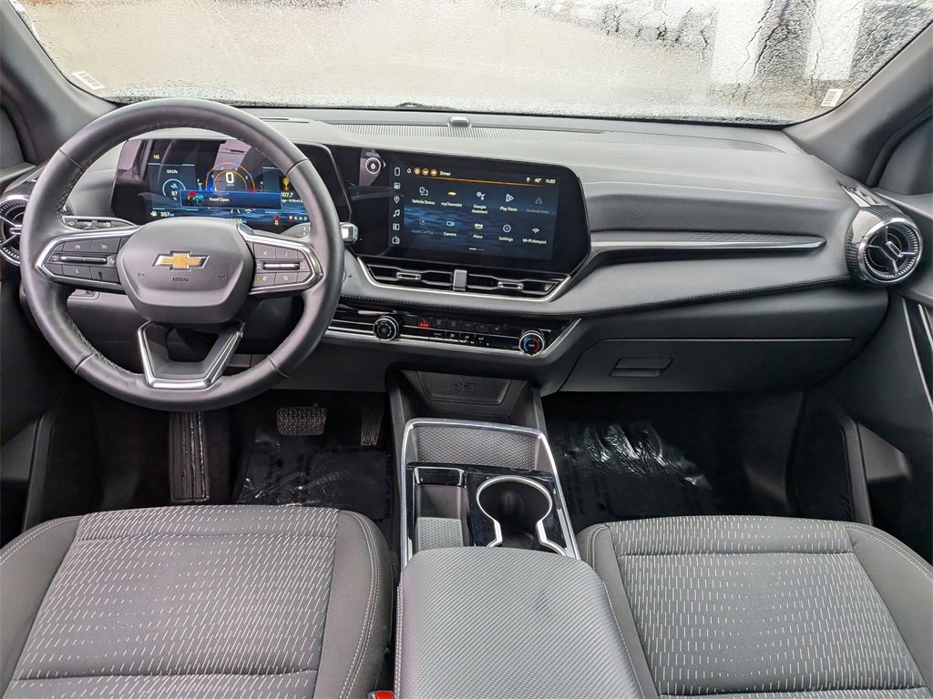 Used 2025 Chevrolet Equinox LT image 25