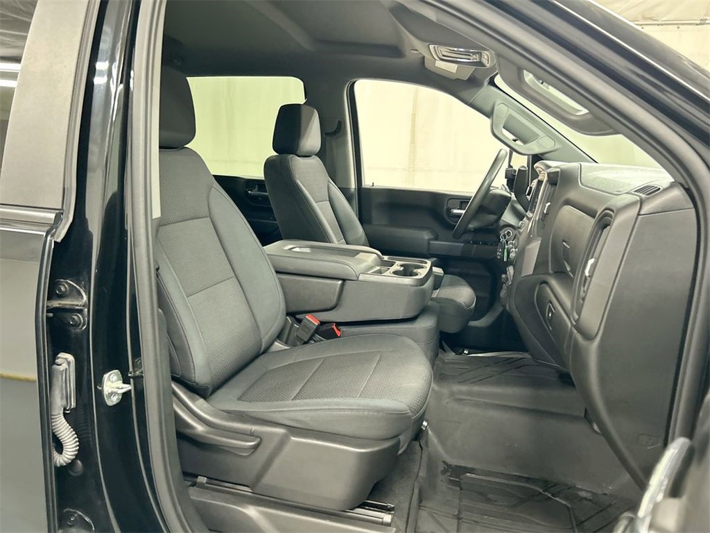 Used 2020 Chevrolet Silverado 2500 Custom w/ Custom Value Package image 22
