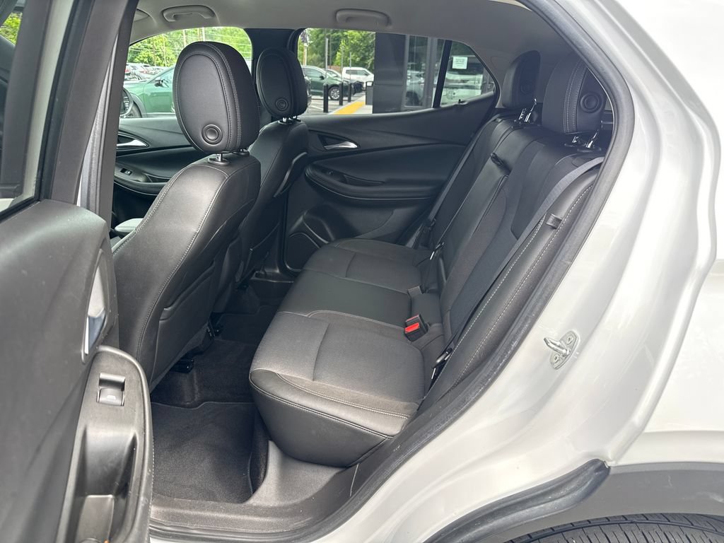 Used 2022 Buick Encore GX Select AWD/4WD image 28