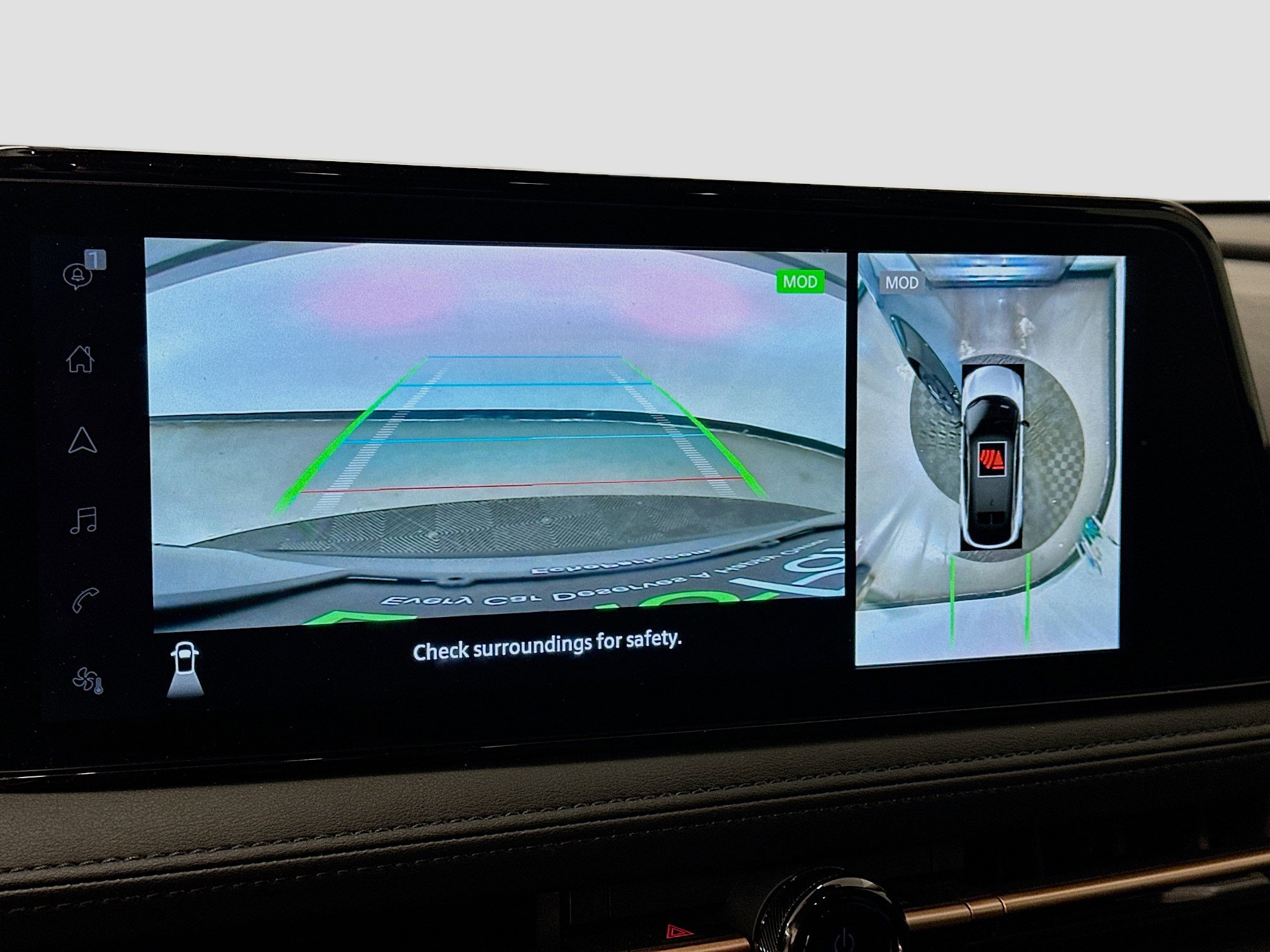 Used 2023 Nissan Ariya AWD image 23