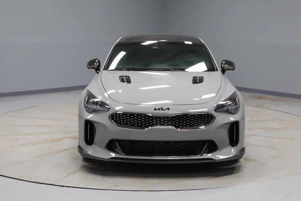 Used 2023 Kia Stinger GT2 image 9