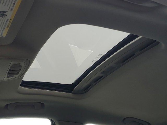 Used 2016 Buick Regal Premium w/ Driver Confidence Package #1 image 27