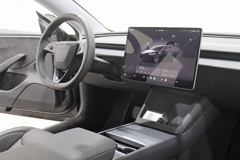 Used 2025 Tesla Model 3 Long Range image 31