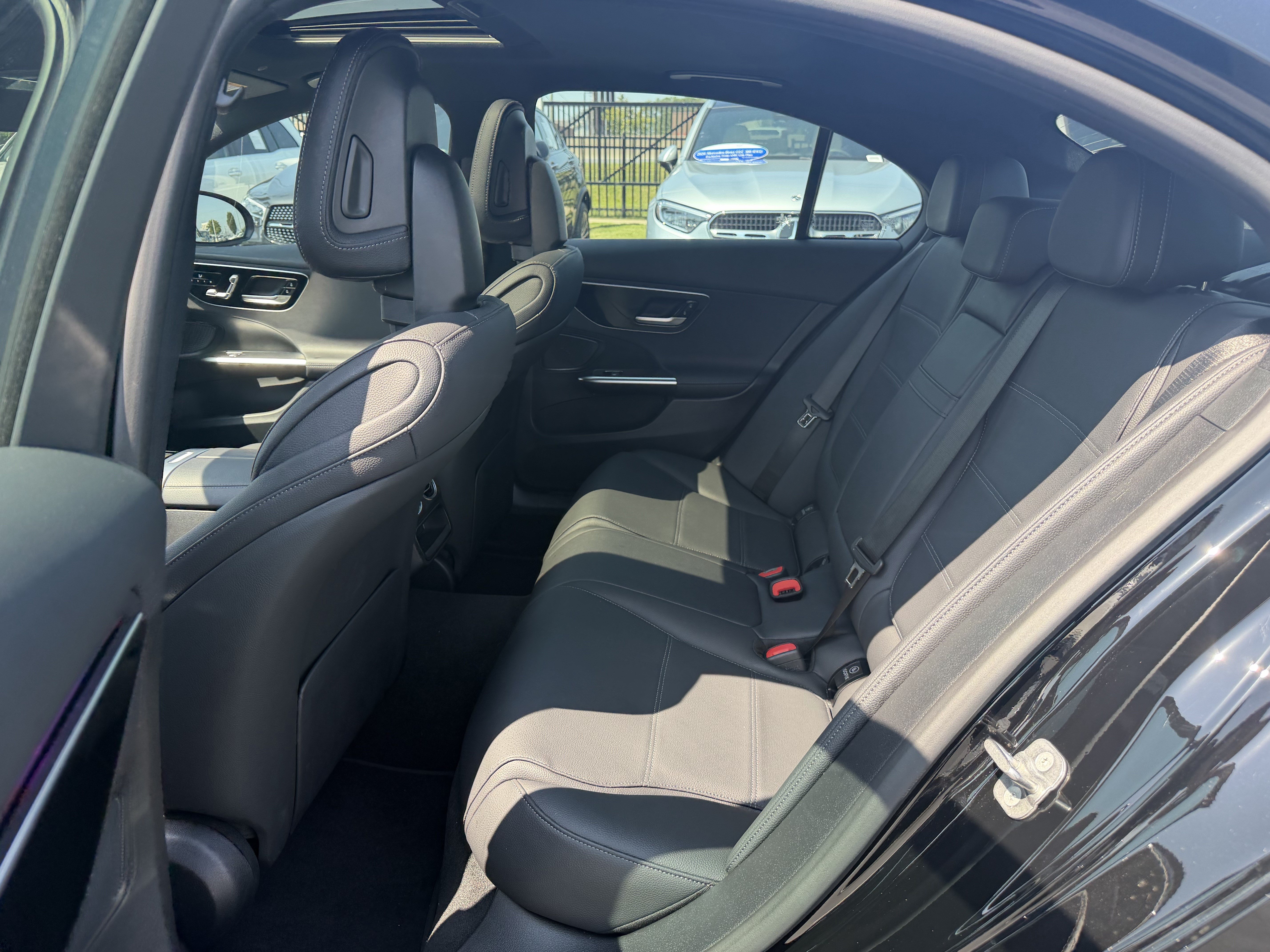 Certified 2025 Mercedes-Benz C 300 4MATIC Sedan image 32