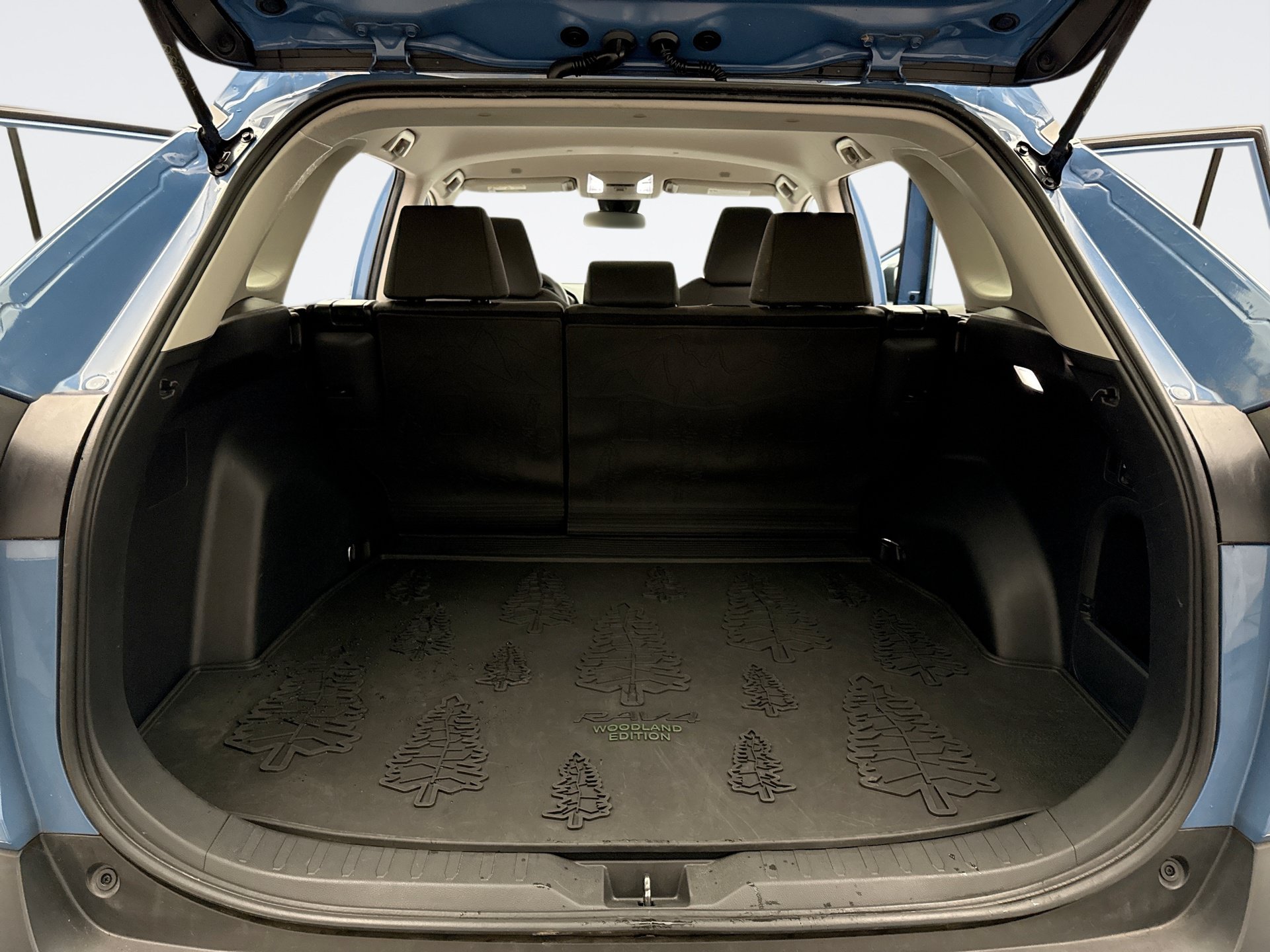 Used 2023 Toyota RAV4 AWD Hybrid image 22