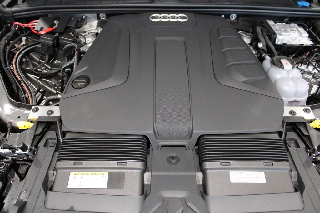 New 2026 Audi Q7 2.0T Premium image 8