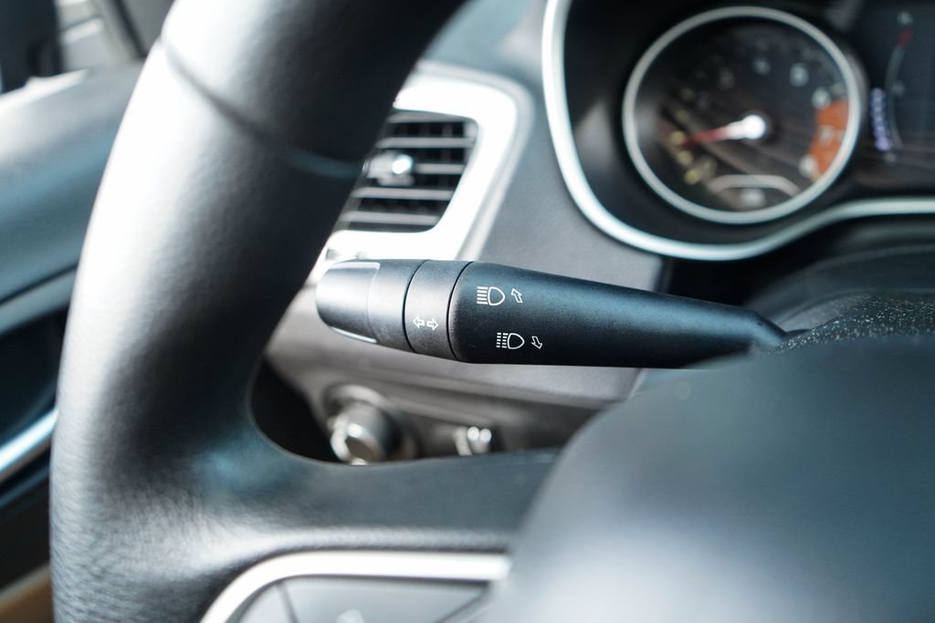 Used 2018 Jeep Compass Sport FWD image 31