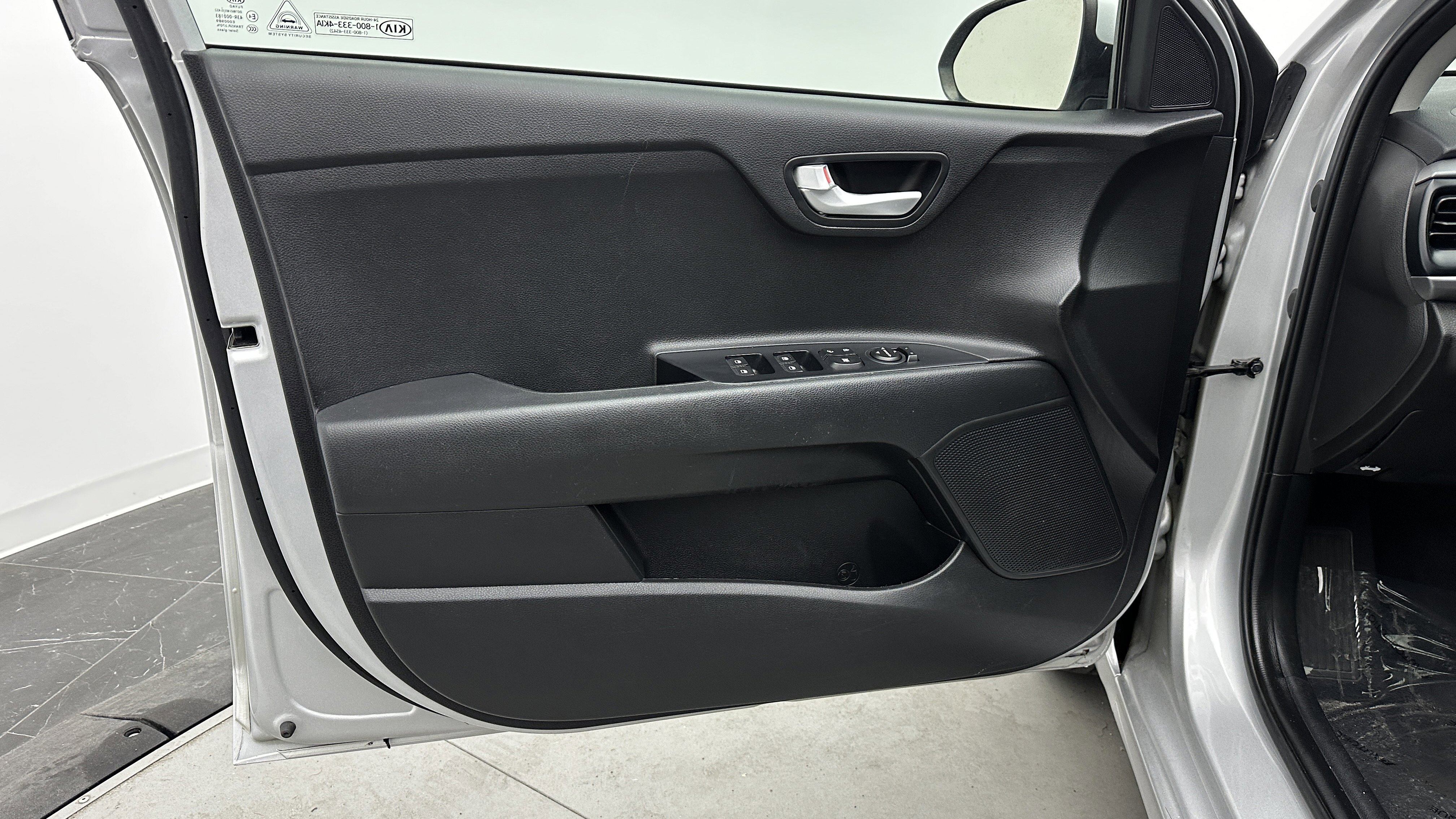 Used 2021 Kia Rio S image 10