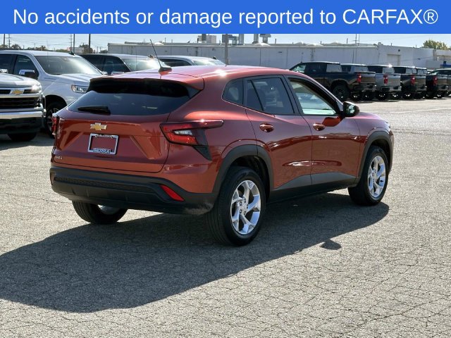 Certified 2024 Chevrolet Trax LS w/ LS Convenience Package FWD image 7