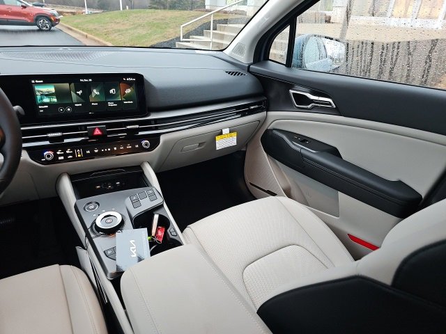 New 2026 Kia Sportage EX image 24