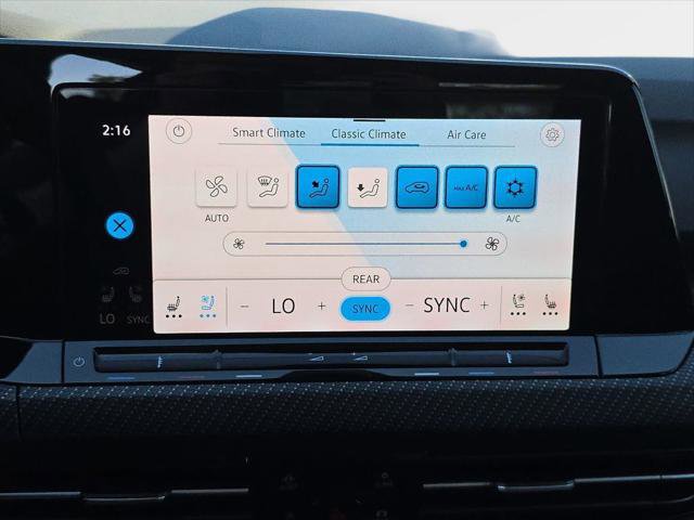 Used 2023 Volkswagen Golf R AWD/4WD image 27