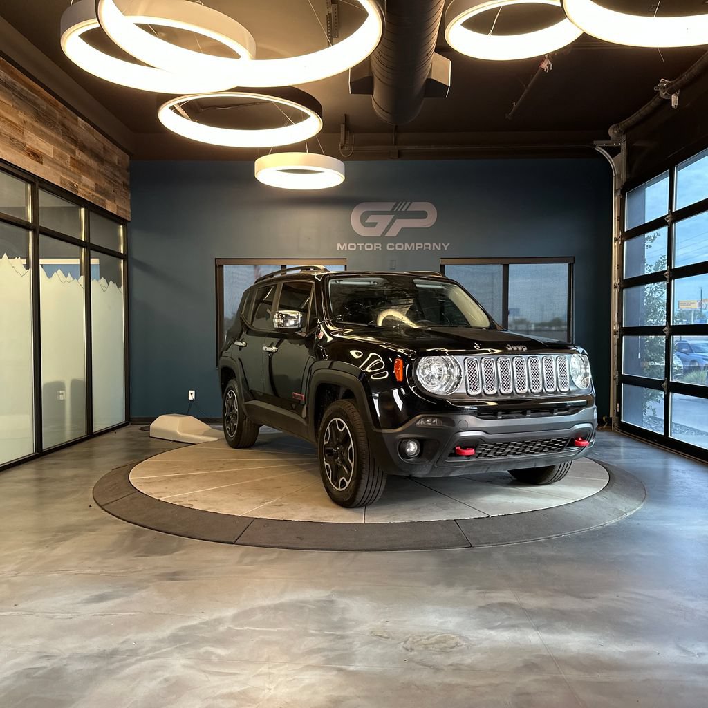 Used 2017 Jeep Renegade Trailhawk w/ Premium Trailhawk Package