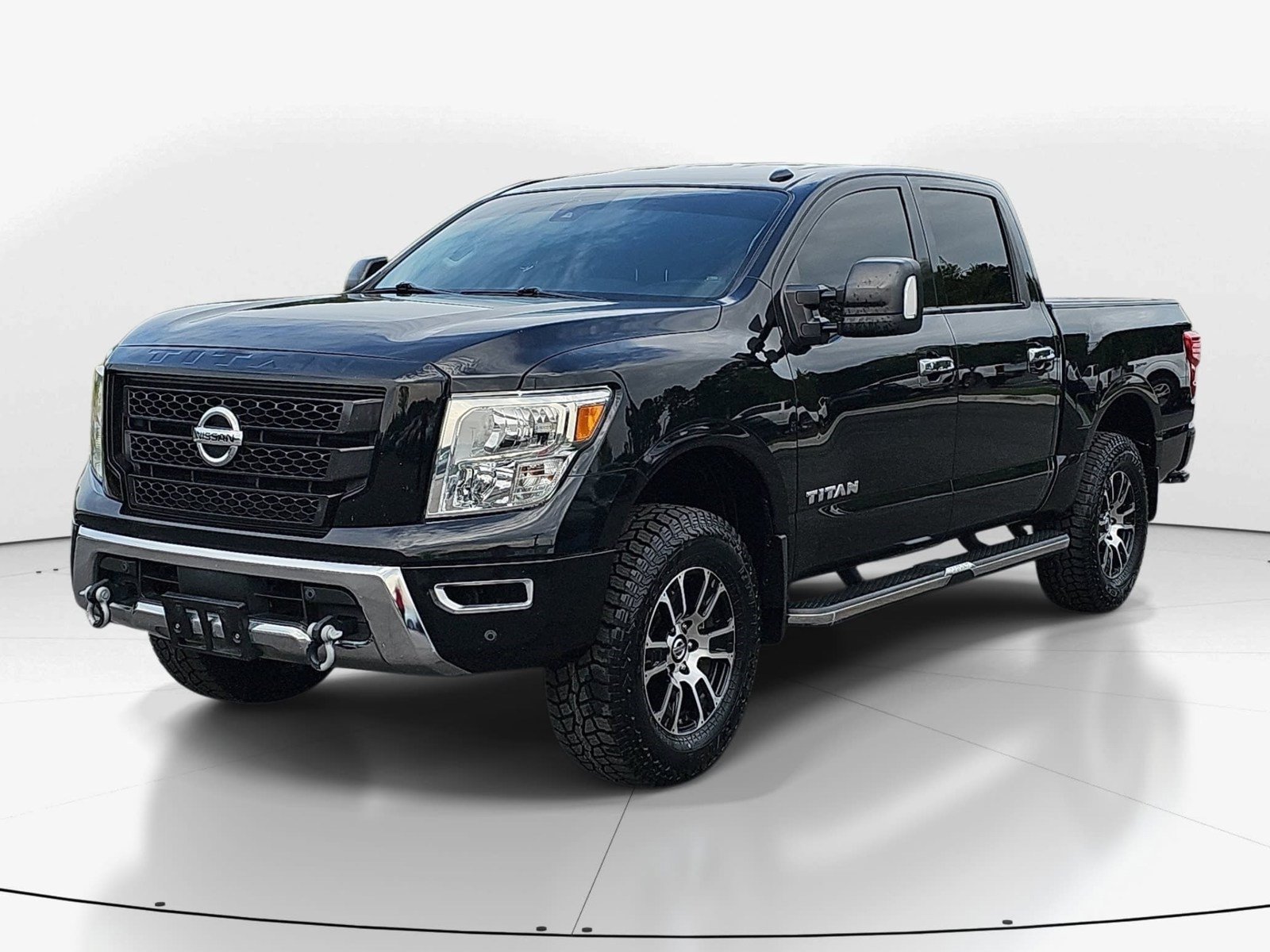 Used 2021 Nissan Titan SV w/ SV Convenience Package AWD/4WD image 8