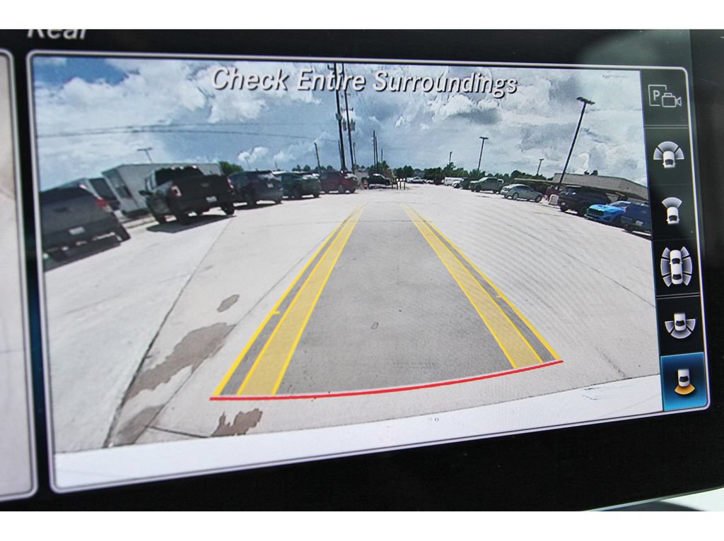 Used 2021 Mercedes-Benz C 300 Sedan image 27