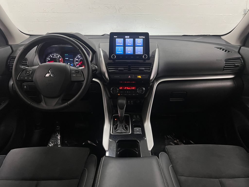 Used 2022 Mitsubishi Eclipse Cross SE FWD image 14