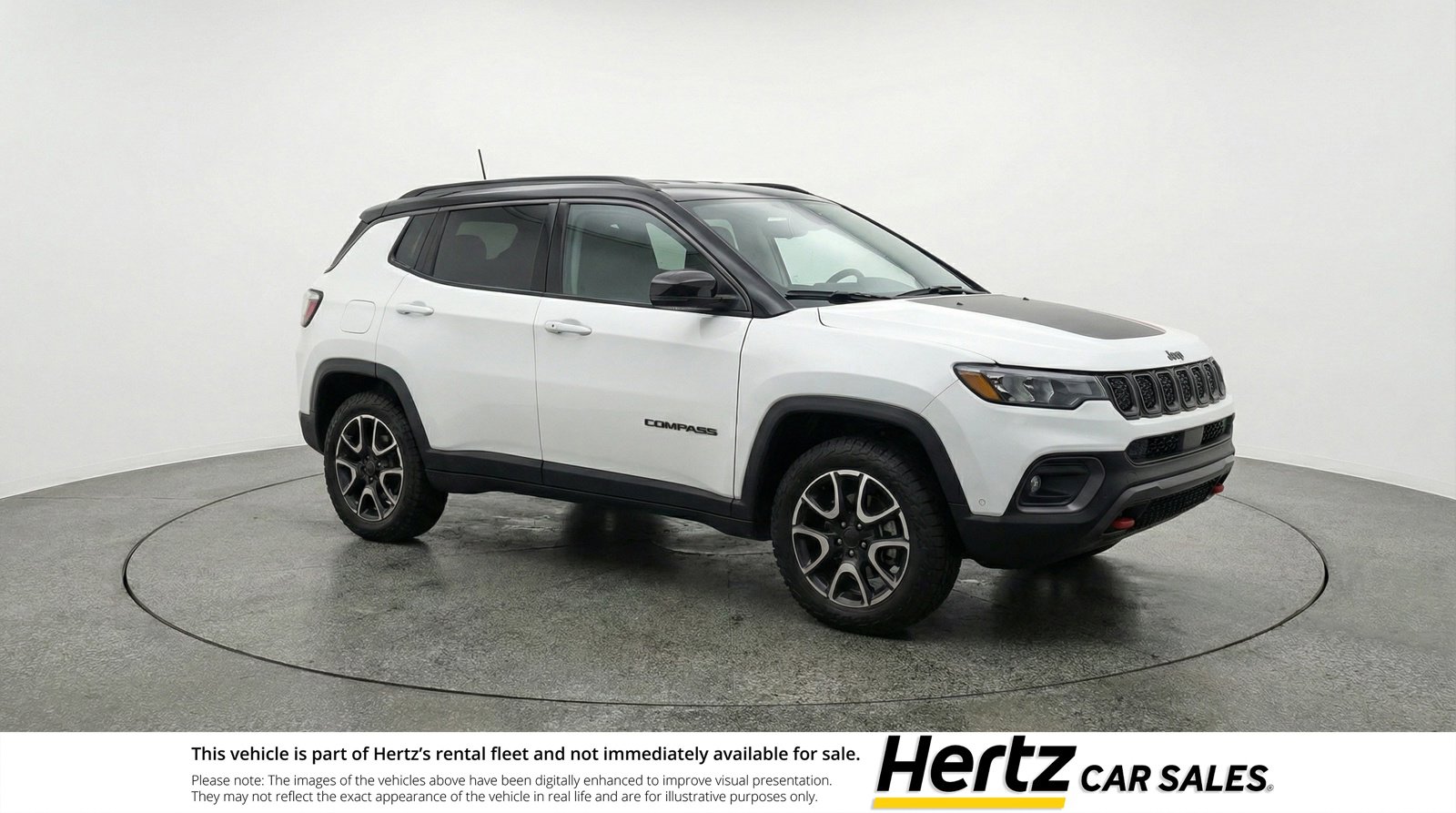 Used 2025 Jeep Compass Trailhawk AWD/4WD image 1