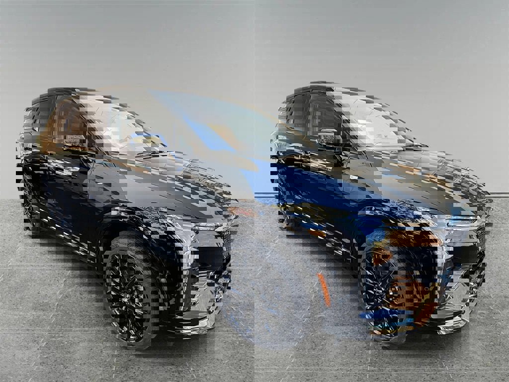 New 2025 Cadillac Optiq Sport 2 w/ LPO, ONYX Package image 8