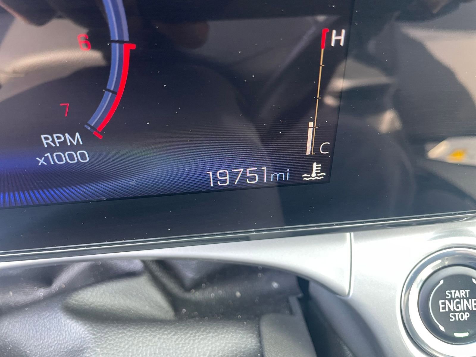 Used 2025 Chevrolet Trax LT w/ LT Convenience Package image 38