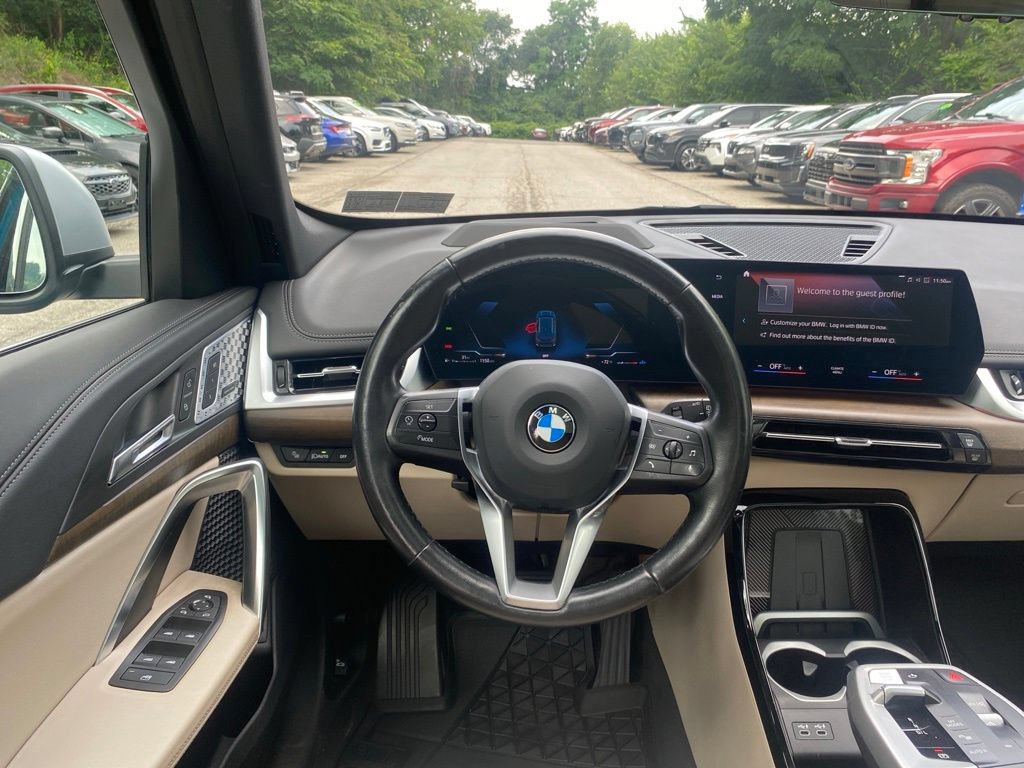 Used 2023 BMW X1 xDrive28i w/ Premium Package AWD/4WD image 13