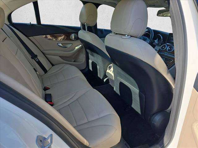 Used 2015 Mercedes-Benz C 300 4MATIC Sedan image 11