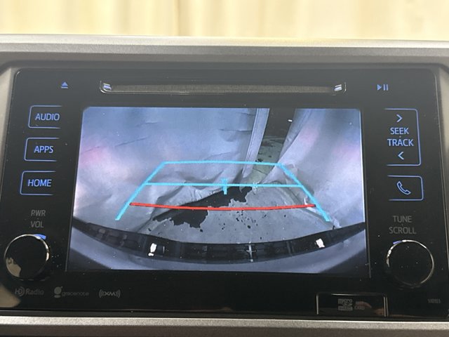 Used 2018 Toyota Tacoma TRD Sport AWD/4WD image 22