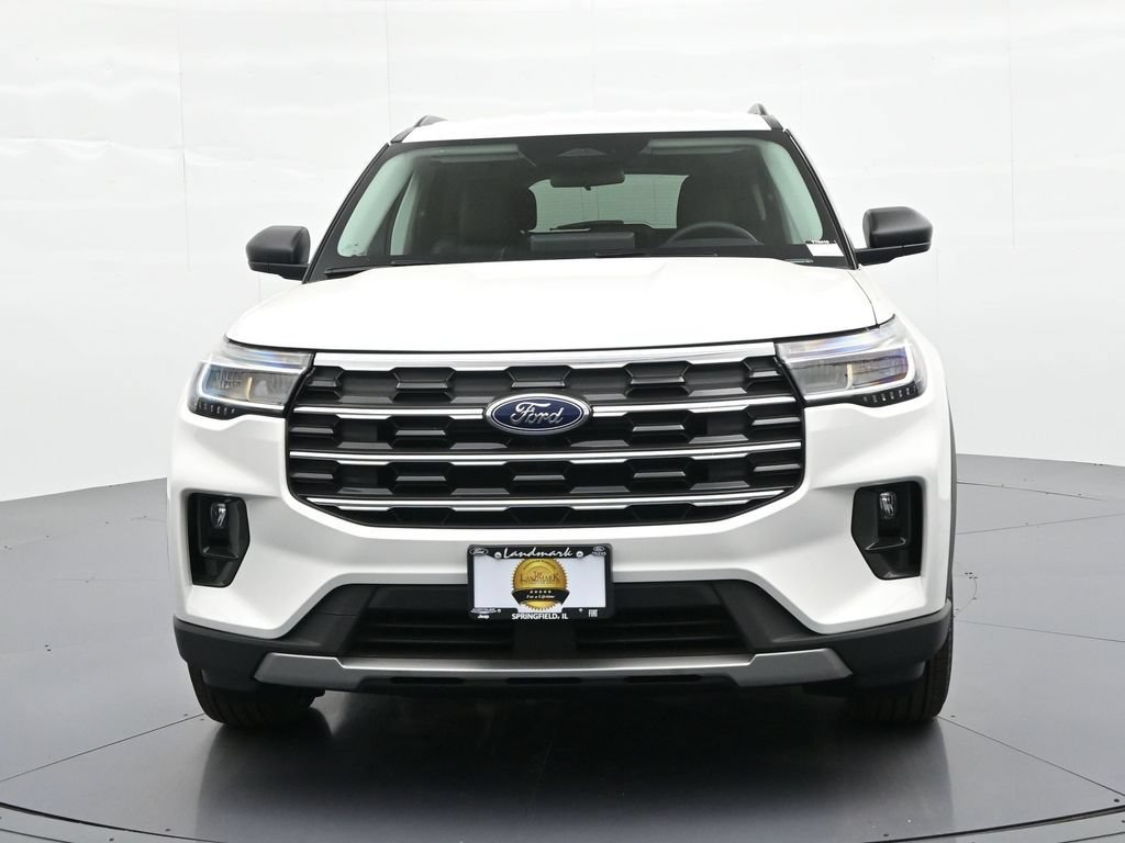 New 2026 Ford Explorer Active w/ Active Comfort Package AWD/4WD image 3