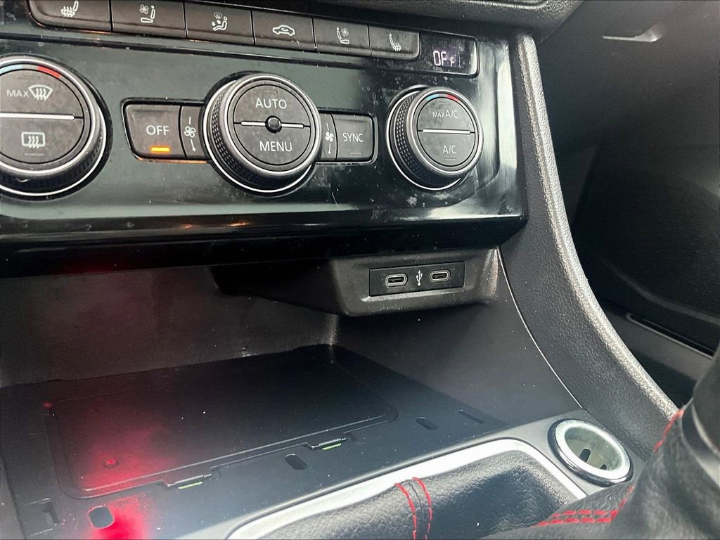 Used 2021 Volkswagen Jetta GLI Autobahn image 29