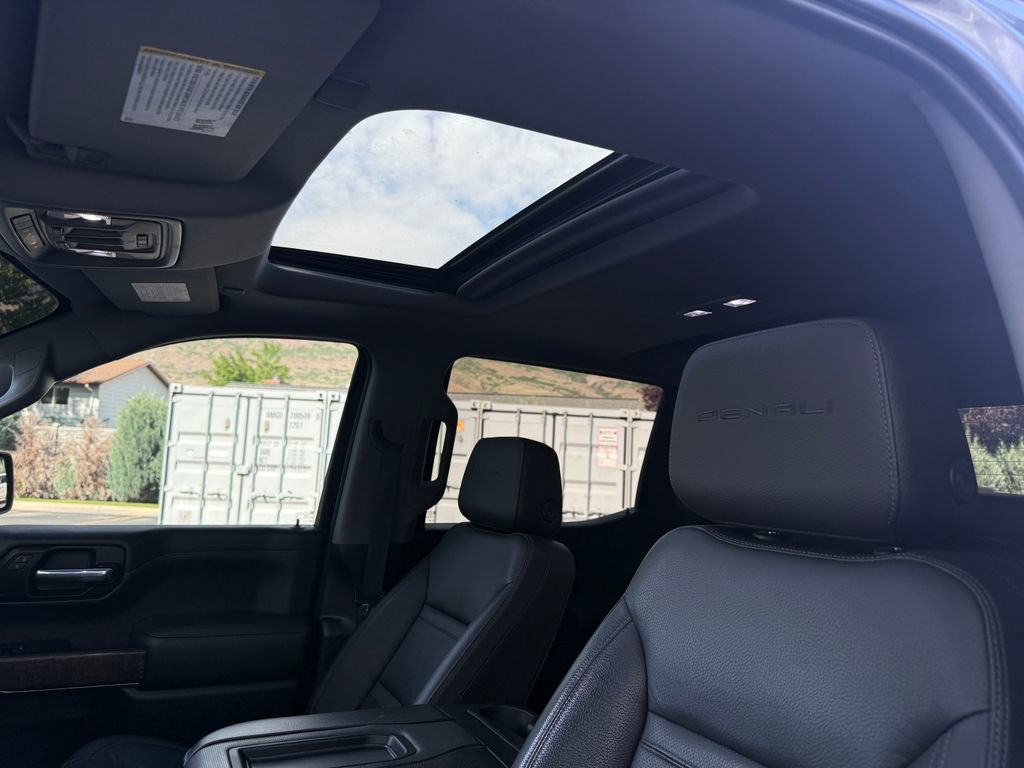 Used 2019 GMC Sierra 1500 Denali w/ Denali Ultimate Package AWD/4WD image 23